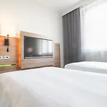 X 4* Skjetten