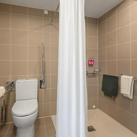 Hotel X 4*